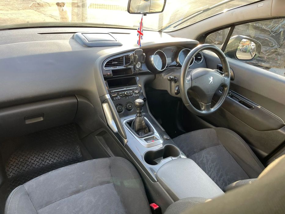 Dezmembrari Peugeot 3008 1.6 Benzina Turbo