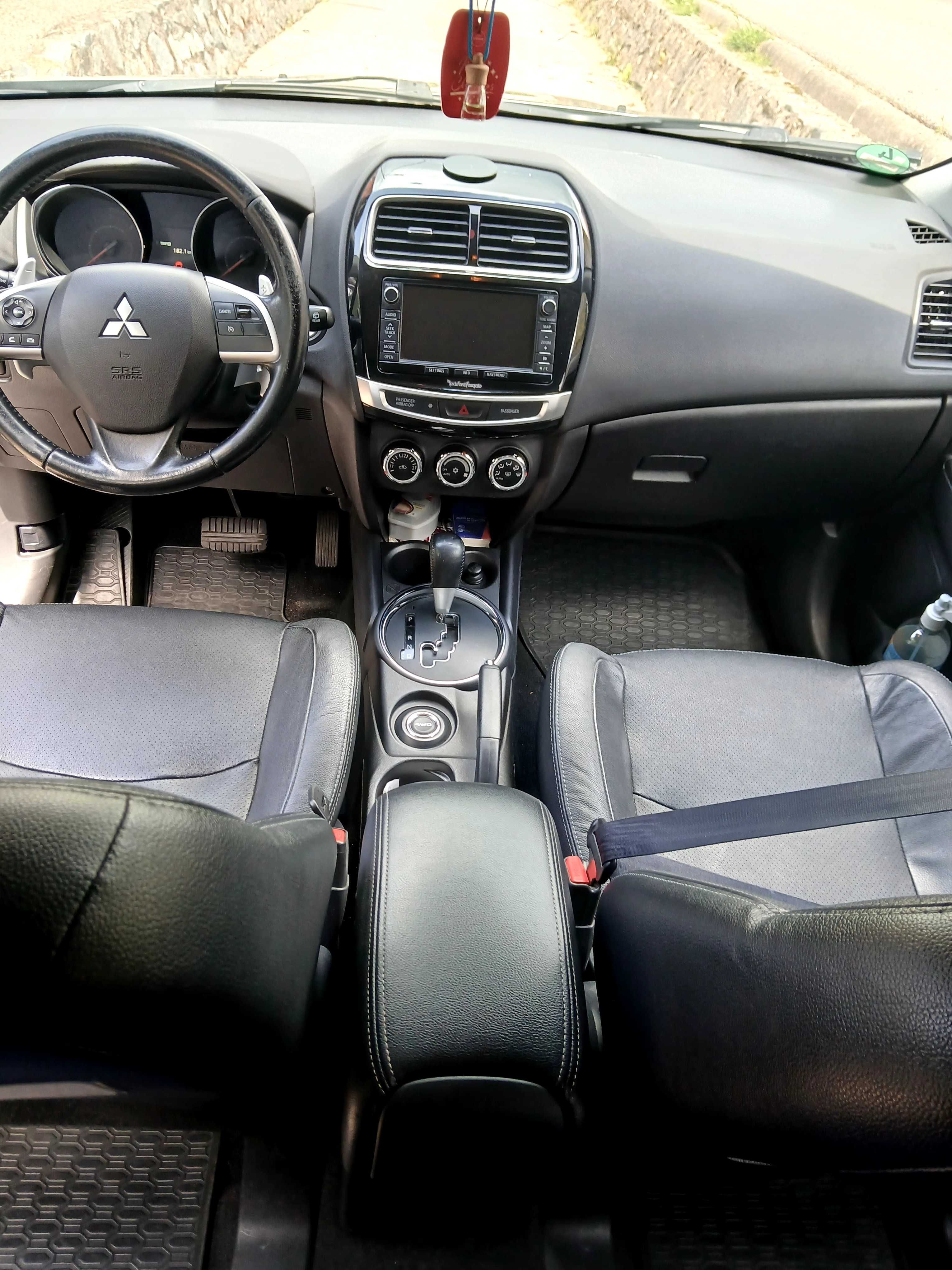 Vand Mitsubishi  Asx 2015 .Cel mai bun pret!