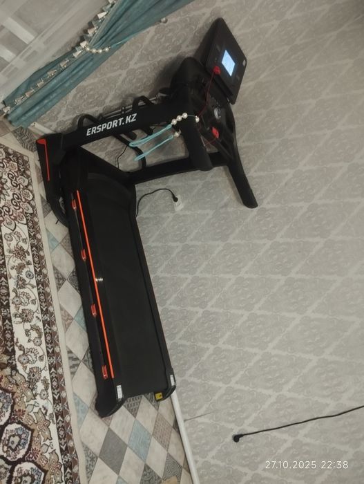 Продам беговой дорожку