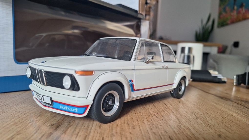 BMW 2002 turbo 1:18