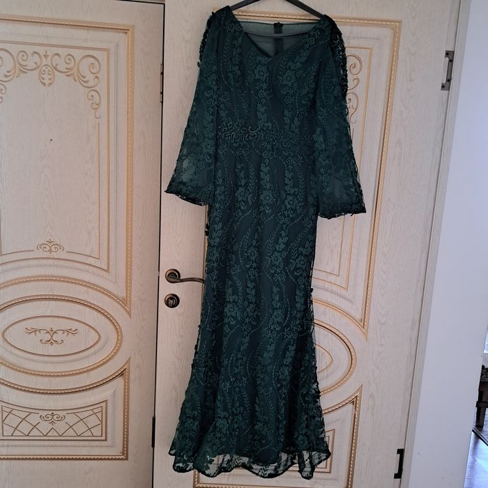 Продам вечернее платье срочно