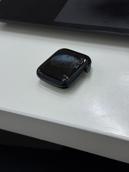 Iwatch SE 2nd generation