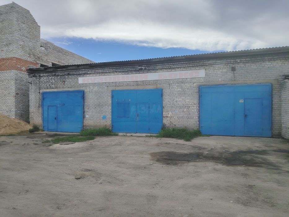 Сдам в аренду теплый кузовной бокс. Цена одного места 75 000тысяч тен