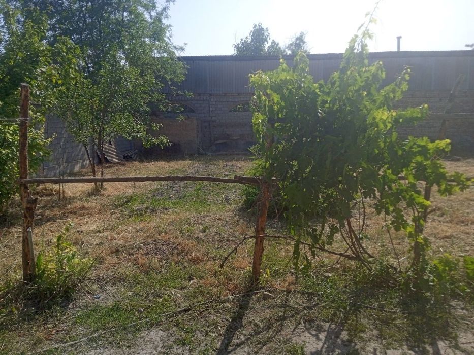 Ер сотилади ,дала ховли ва уй учун