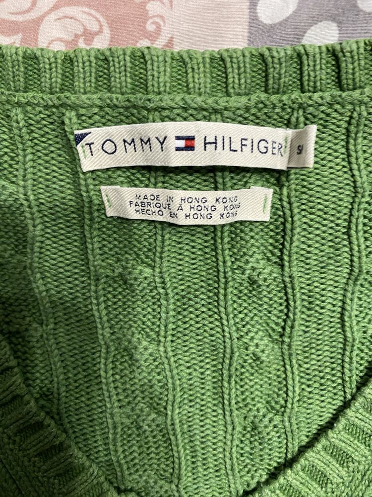 Пуловери Tommy Hilfiger S размер