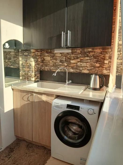 Дава се под наем Едностаен апартамент в Варна, Левски - 25 кв.м за 275 € - Снимка #6