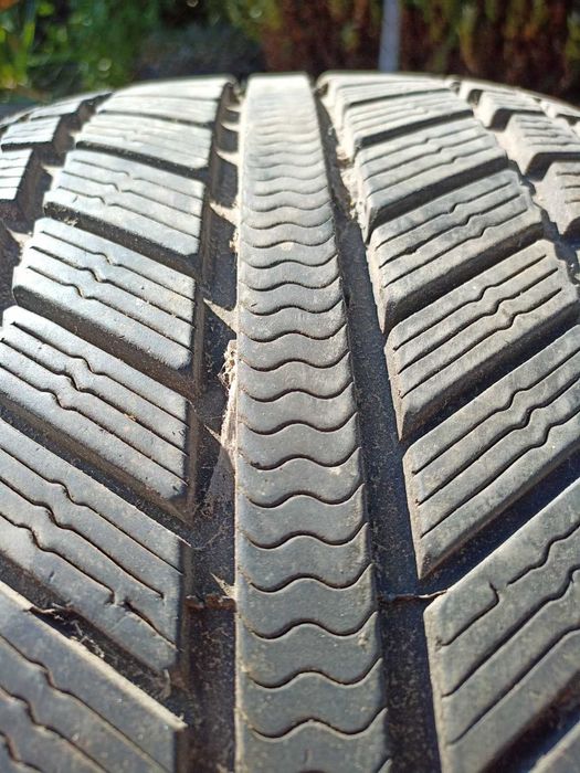 anvelopa 245/40 R19 iarna