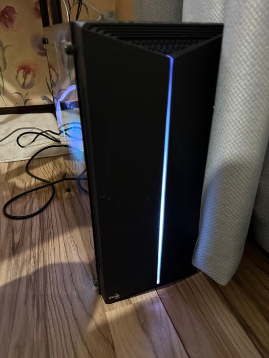 Продаю МОЩНЫЙ игравой ПК на базе Gigabyte Z390 UD.