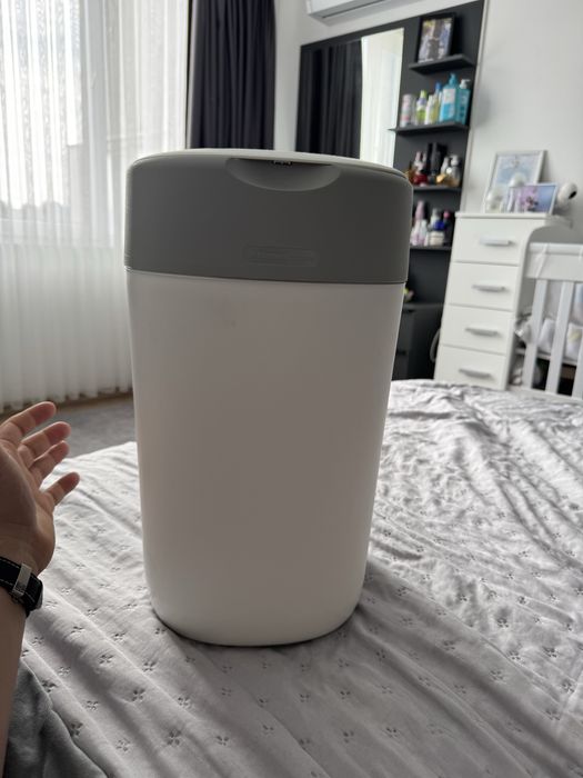 TOMMEE TIPPEE Хигиенен кош за памперси TWIST&CLICK БЯЛ