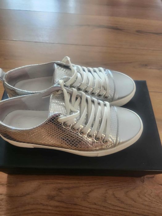 Женски обувки Бианки