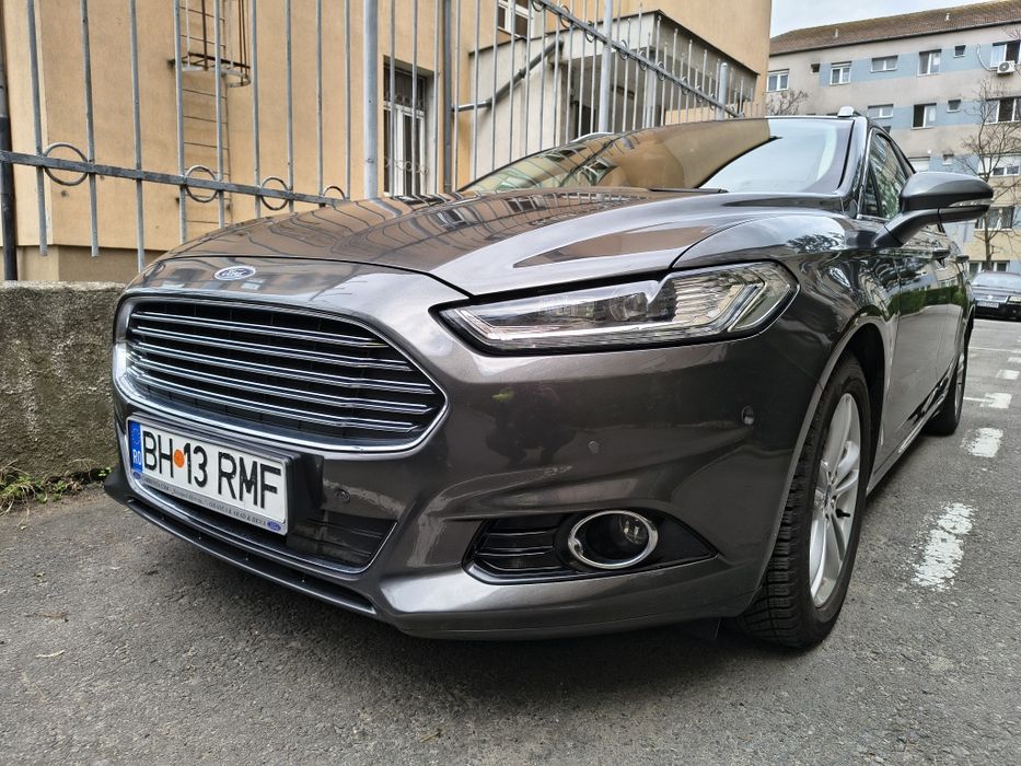 Vând Ford Mondeo 2019 impecabil, istoric complet Ford Carbenta,