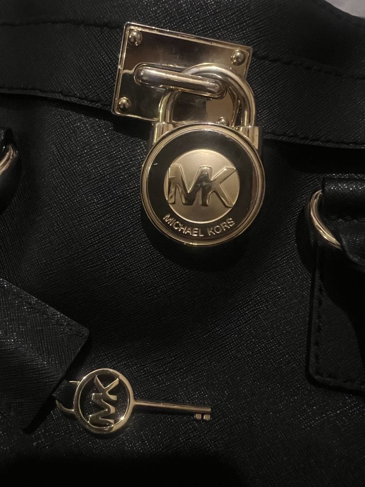 Michael Kors чанта