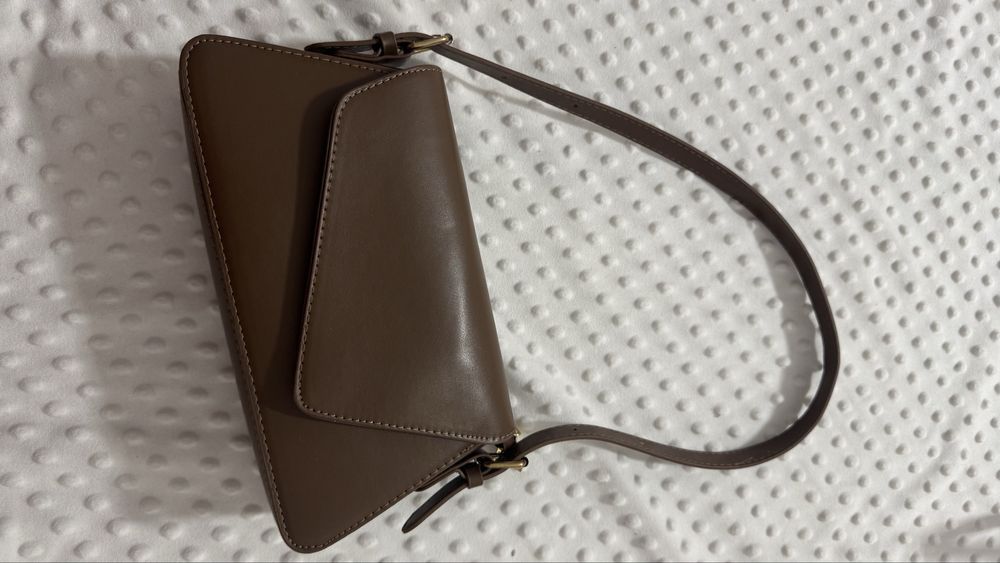 Сумочка в отличном состоянии