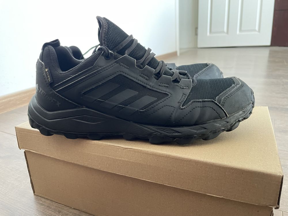 Маратонки Adidas Terrex Gore-tech 43