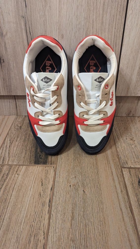Сникърси Lee Cooper