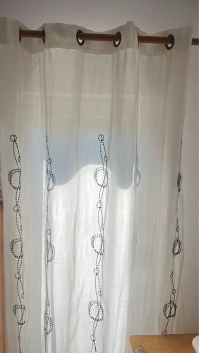 Set doua perdele duble, voal si matase.Lungime 260 x 145 cm , latime.