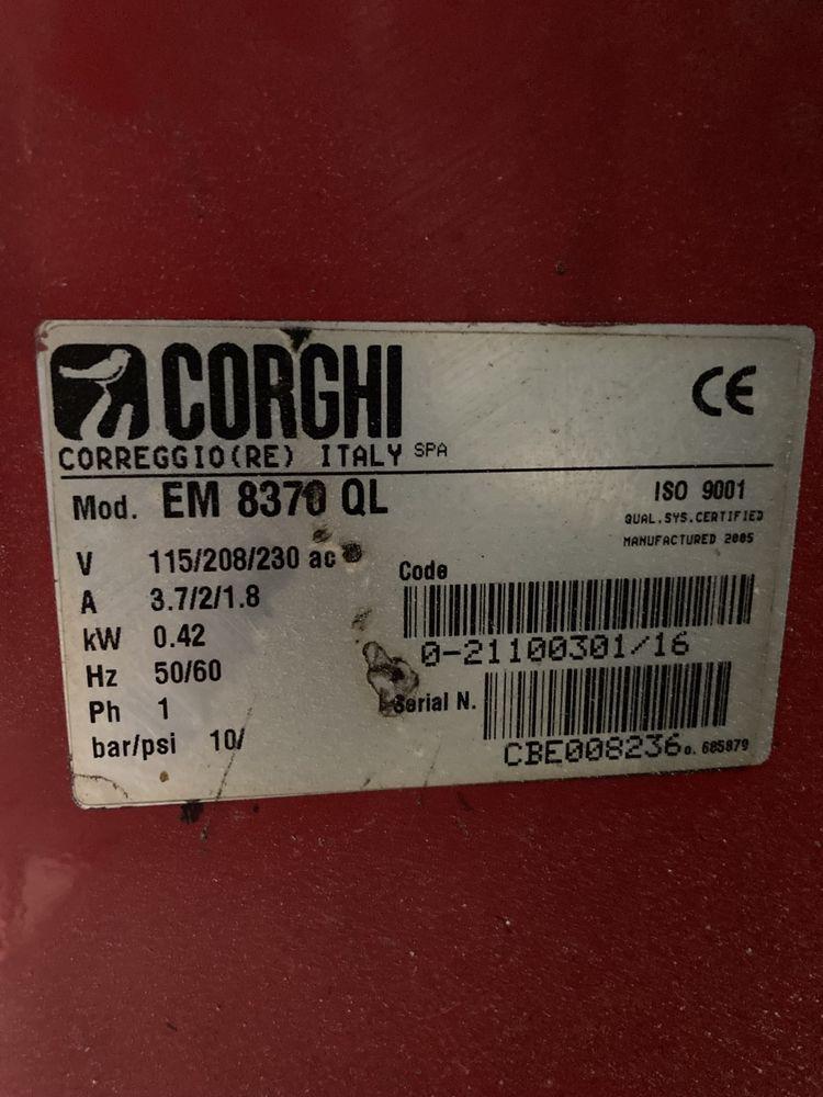 Баланс машина за гуми Corghi EM8370