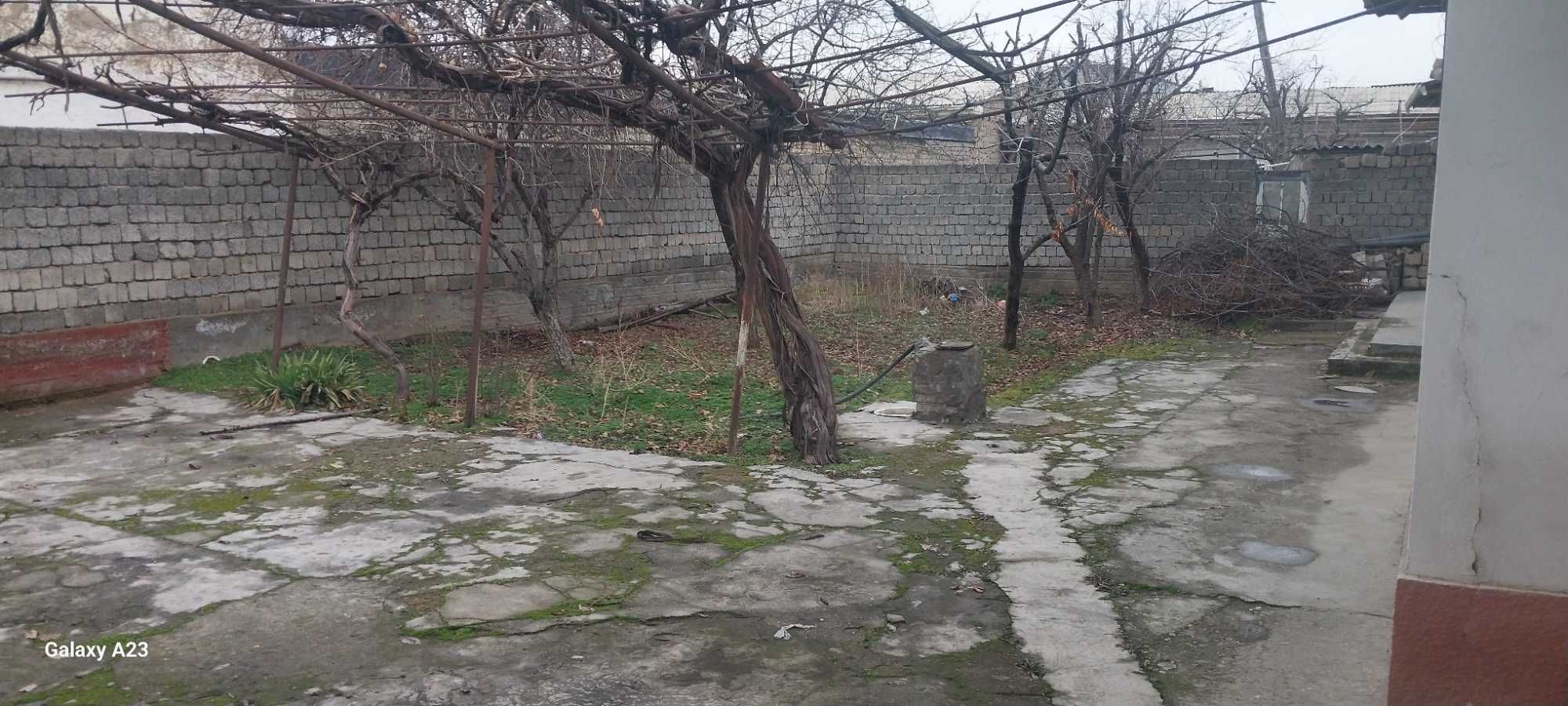 Уй сотилади срочно.