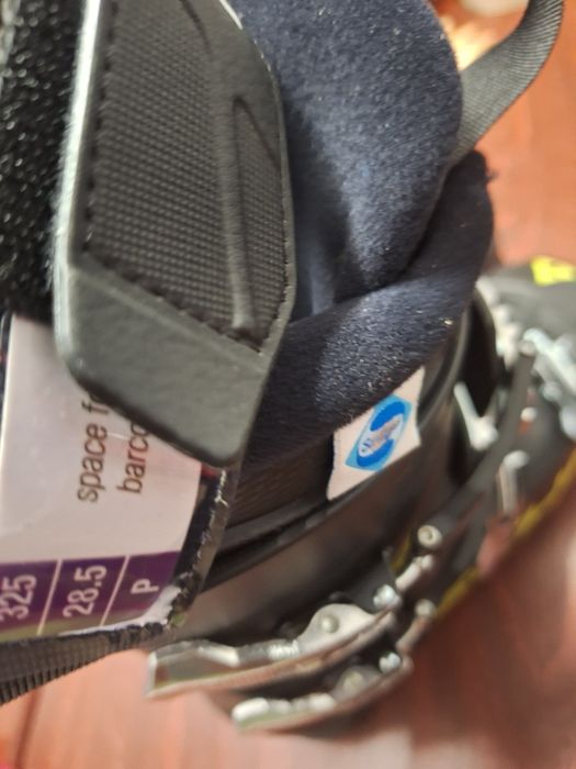 Clăpari Fisher mărimea 44 noi