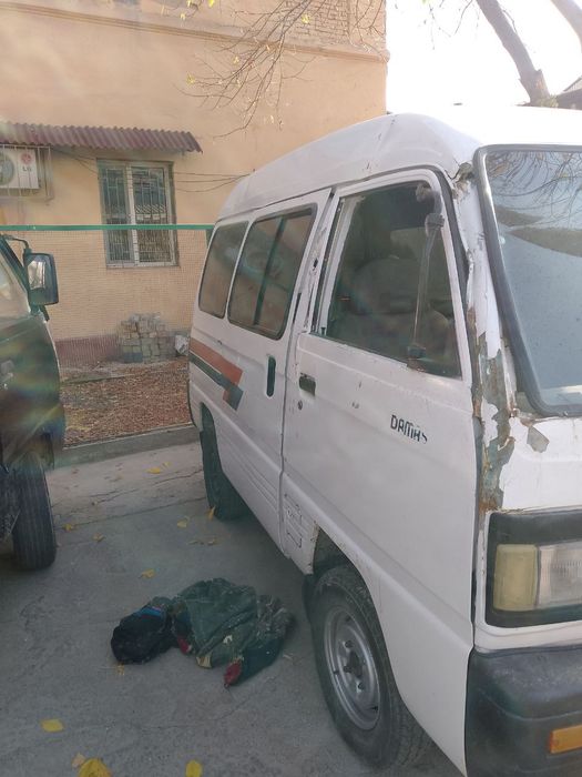 Продается Дамас 1996 г,мотор,ходовая часть сделана,метан газ,1250 у.е