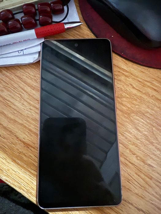 Samsung A52 5G мобилен