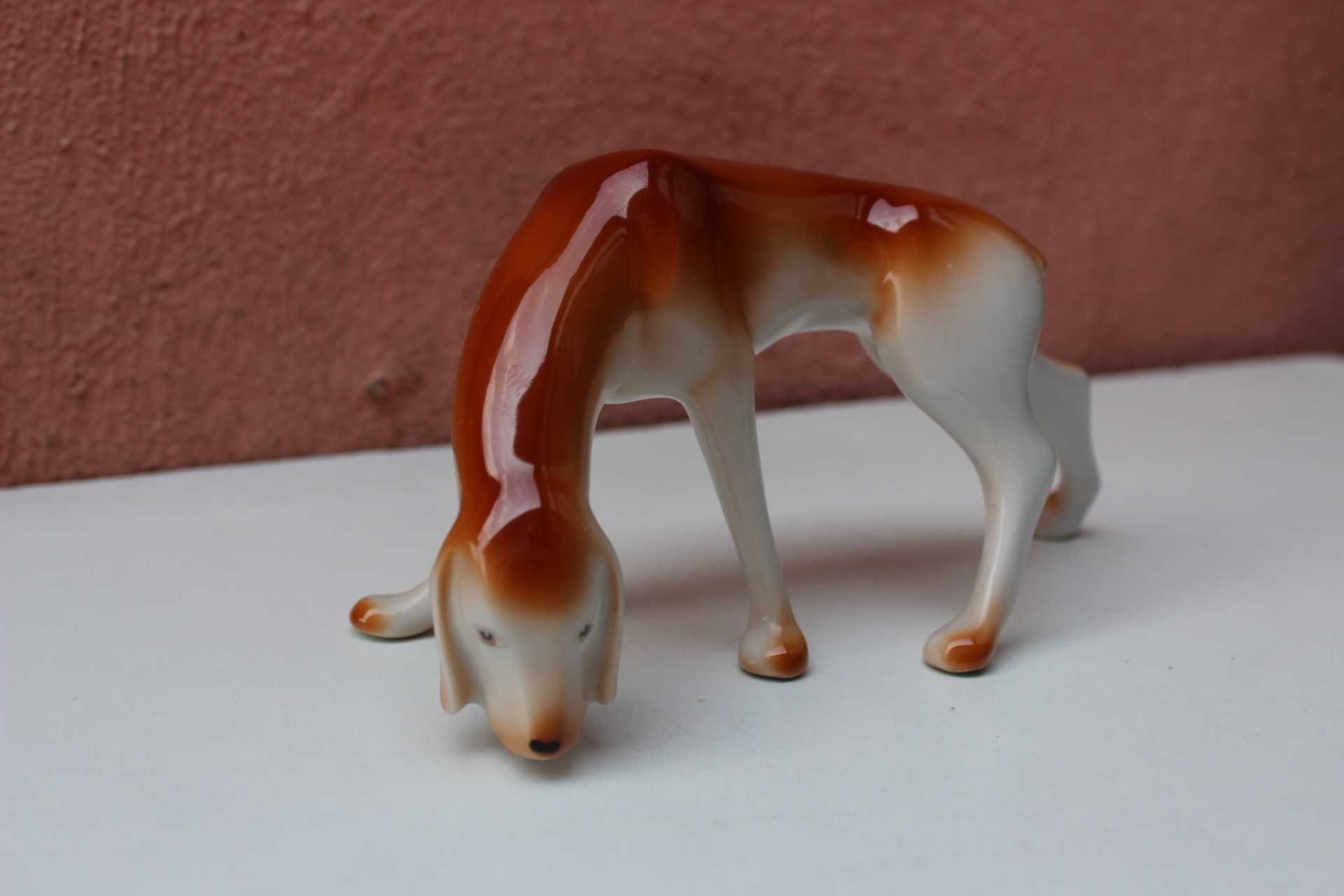 Figurina portelan colectie Caine Vanatoare HOLLOHAZA, Ungaria