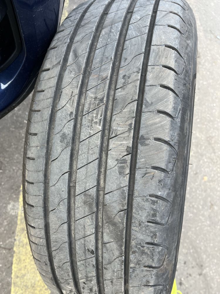 Anvelope vara 225/60/18 marca Goodyear
