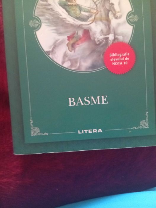 Vând cărți la bucată dar și toate la un loc prețuri în descriere