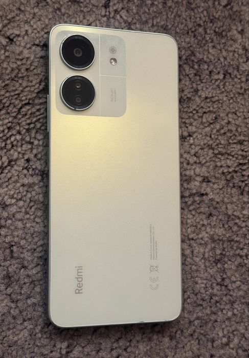 Продам Xiaomi Redmi 13C   256Gb.