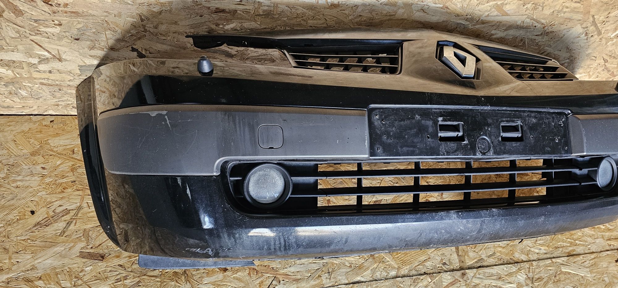Bară față Megane 2 model 02-2006 Originale Complete cu urme de uzură