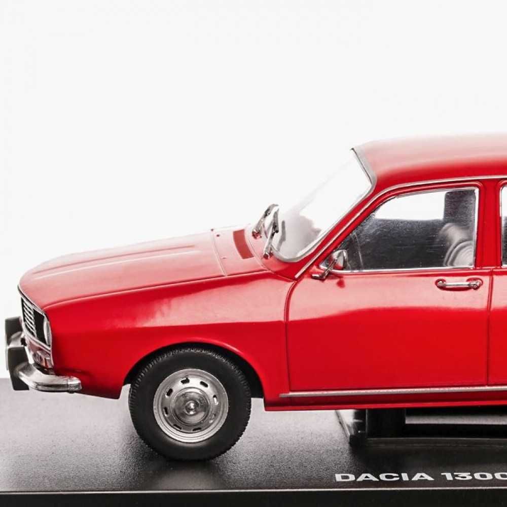 Macheta Dacia 1300 (1970) 1:24 Hachette, aprox. 19cm, sigilata