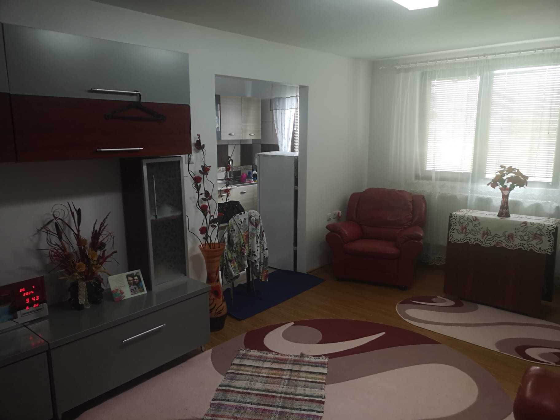 Vand/schimb casa strada Manastirii