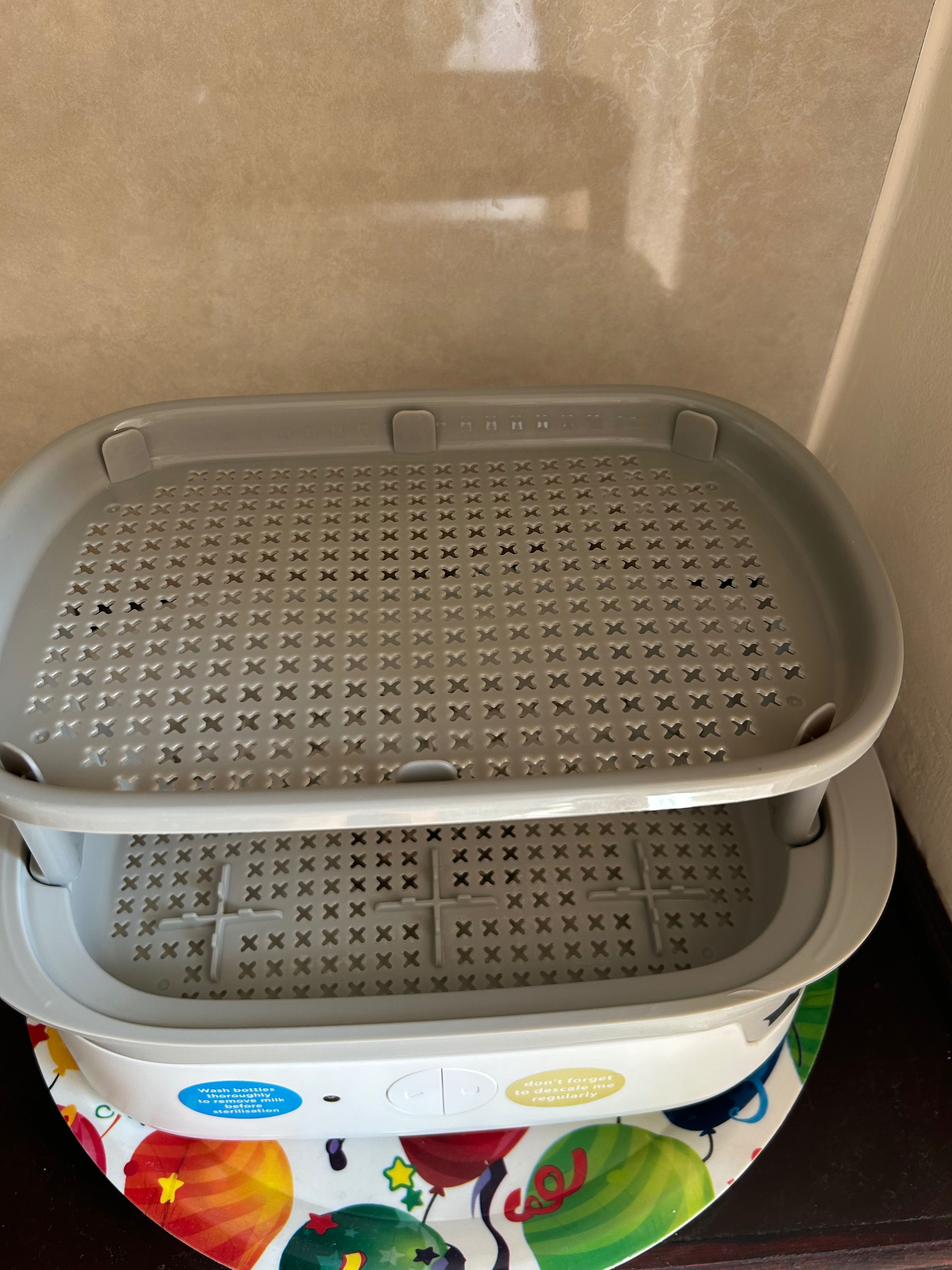 Продавам комплект уреди Tommee tippee!
