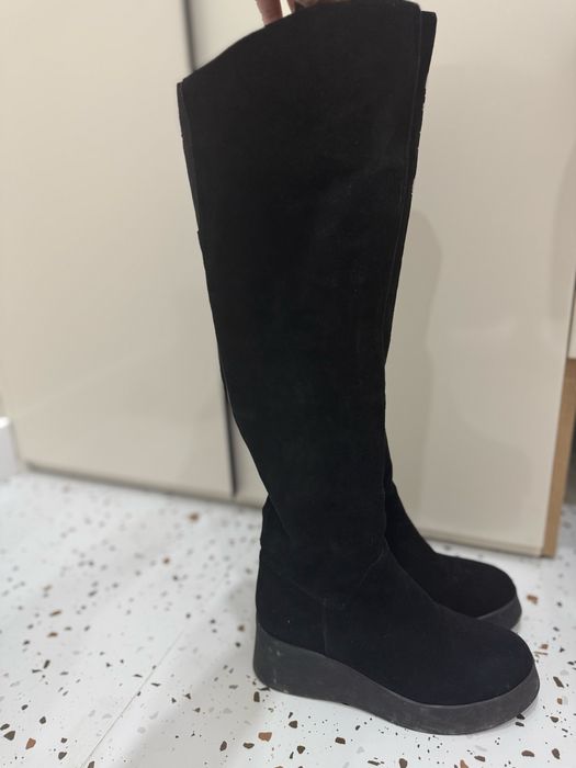 Продам зимние ботфорты