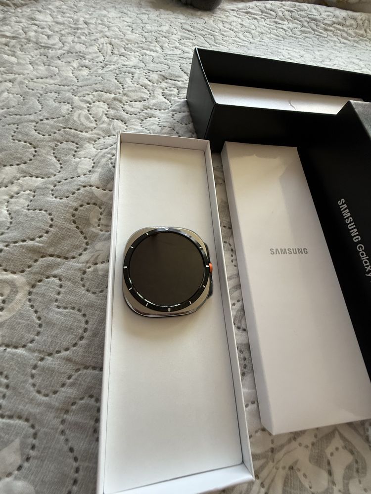 Samsung Galaxy Watch6 Classic 47mm LTE – Чисто нов с гаранция 2 години