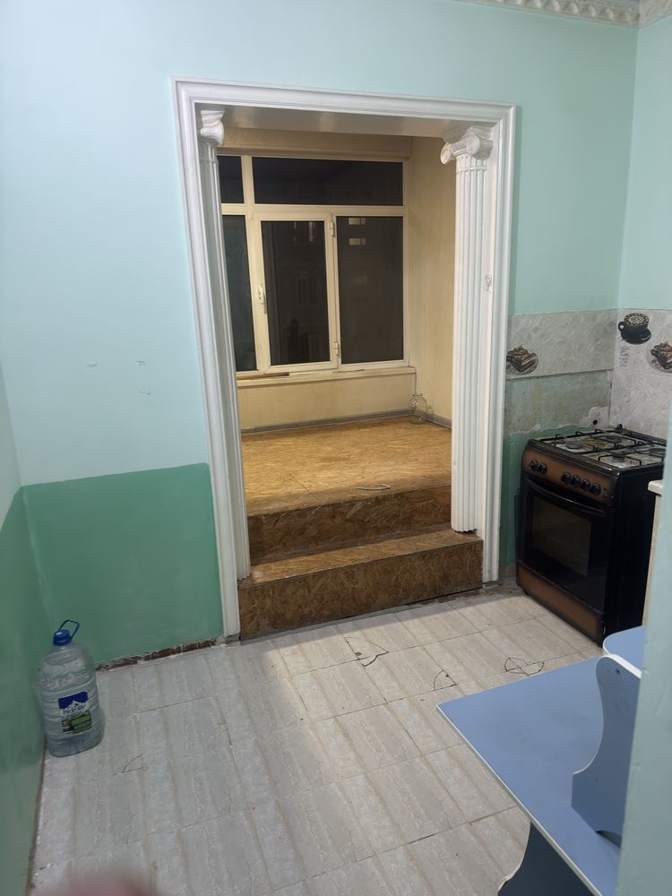 Продается квартира город Янгийул. 3х комнатная
