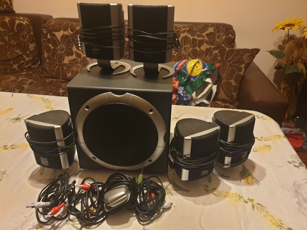 Продавам съраунд система 5.1 X-Tensions XS-445