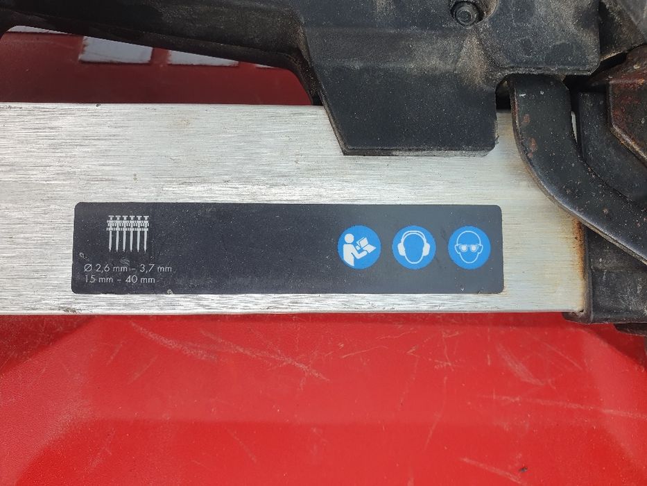 Pistol cuie Wurth Diga cs3