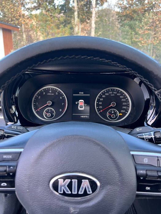 КИЯ  К 5. 5 пазиция