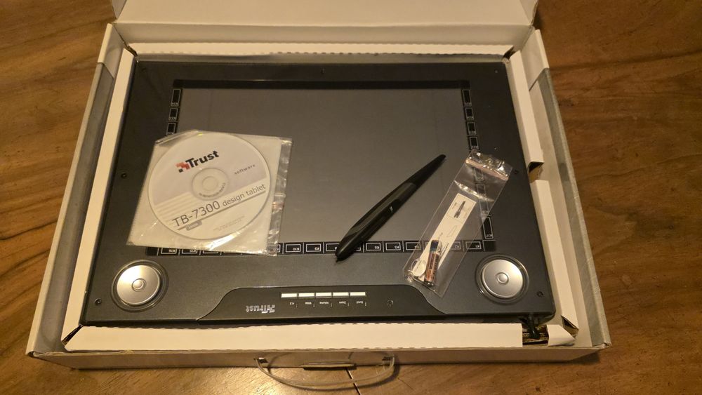 Широкоекранен графичен таблет Trust TB-7300
