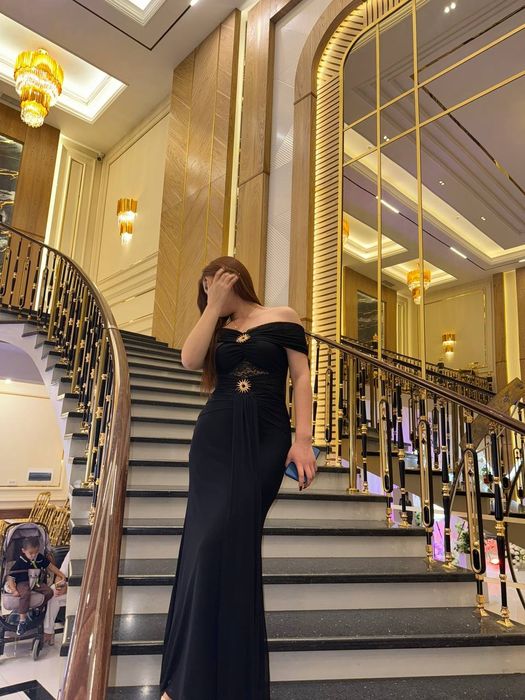 Срочно продам платье в идеальном состоянии