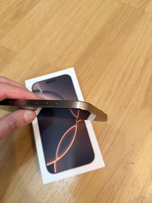 Iphone 16 pro max garantie factura