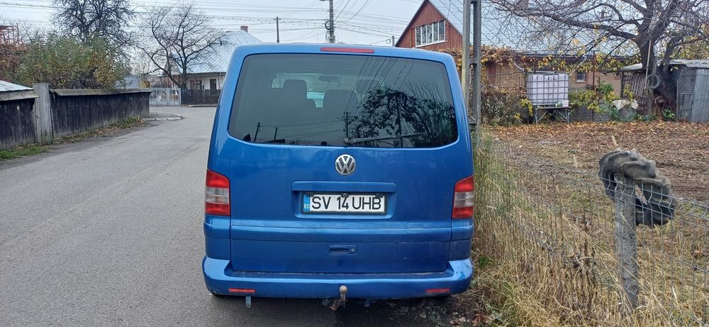 Vând vw multivan