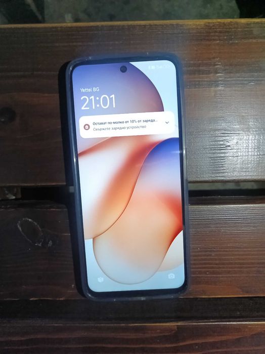 Продавам телефон Xiaomi redmi 13