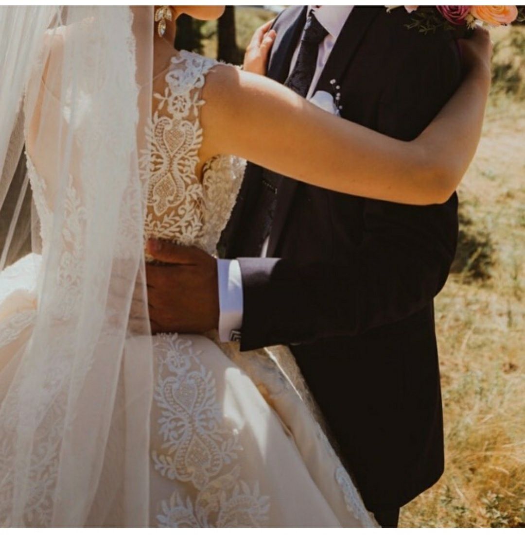 Продам свадьбеное платье