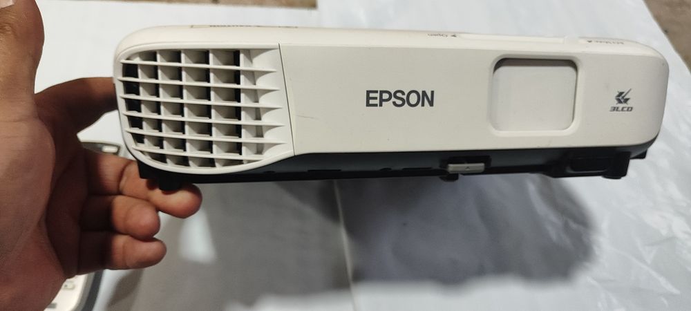 Проектор Epson проектор