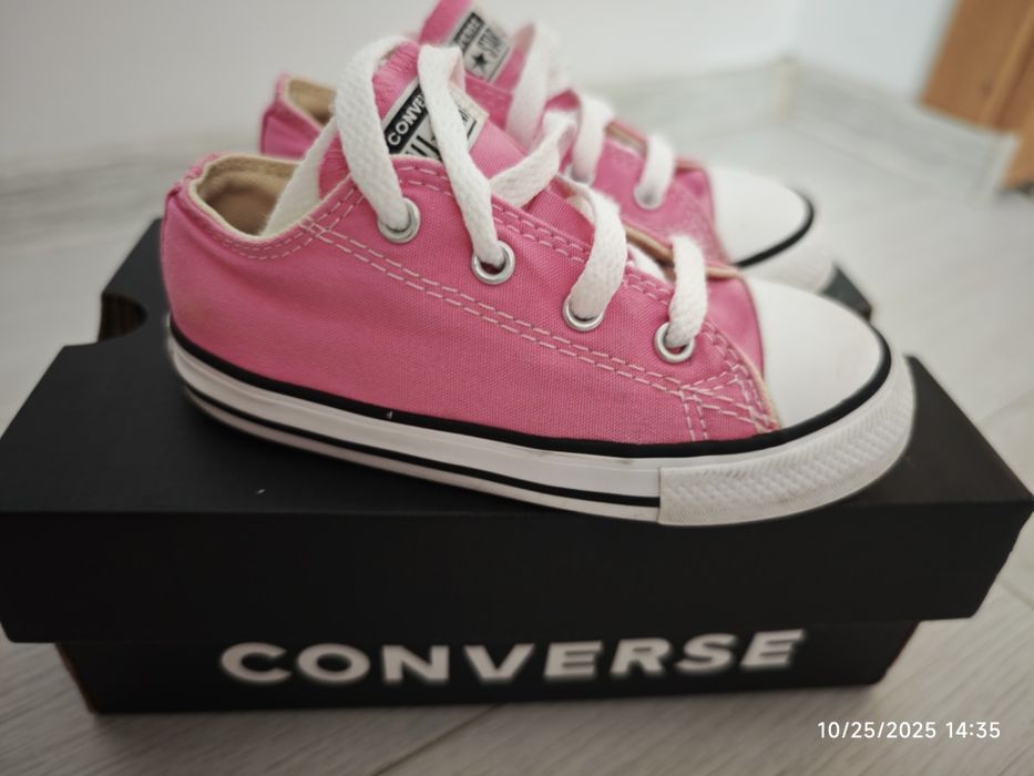 Teniși copii Converse mărimea 25, noi
