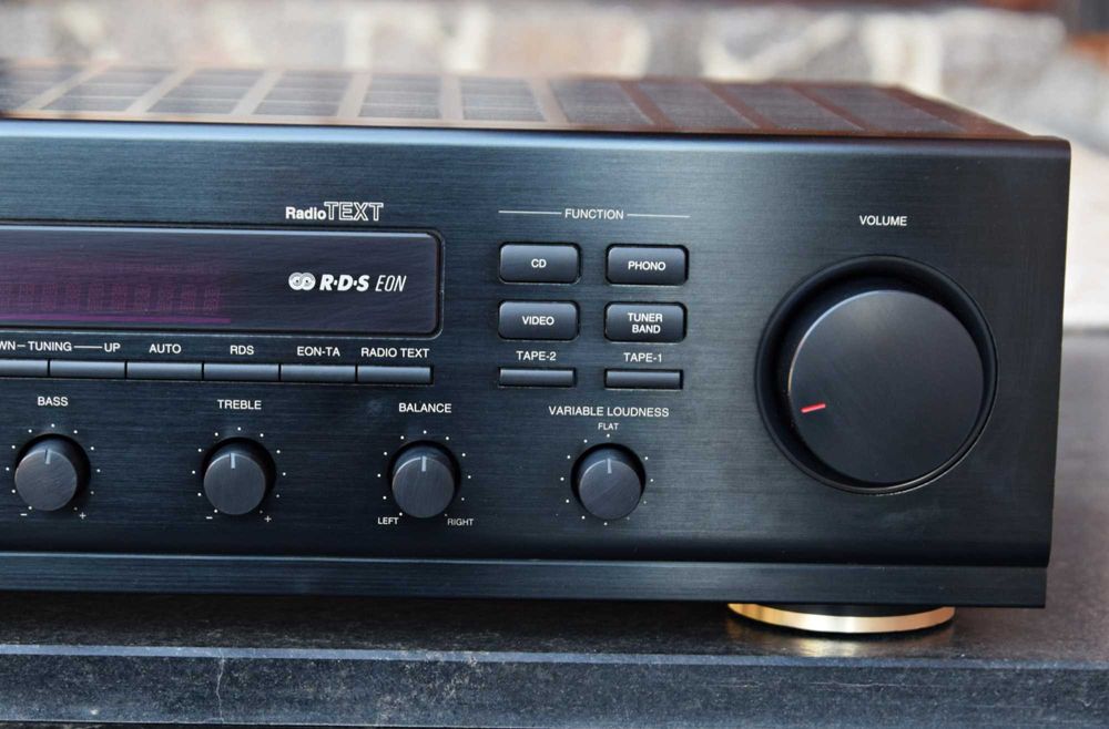 Amplificator Denon DRA-585 RD, amplituner