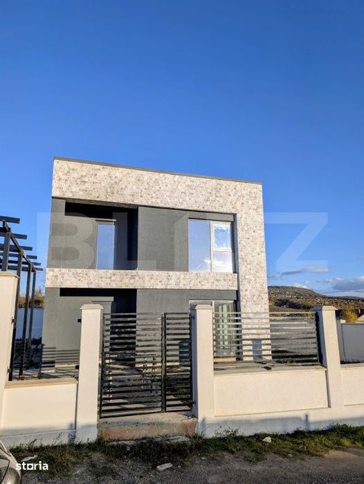 Casa moderna situata intr-o zona linistita, cu acces facil la oras