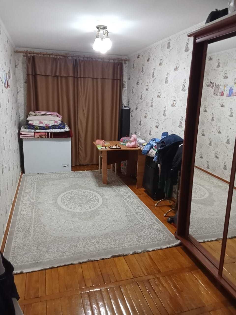 Продается 2 ком квартира район Дом Быта